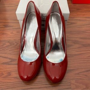 Jessica Simpson size 10 red heels. Vg, slightly used, condition